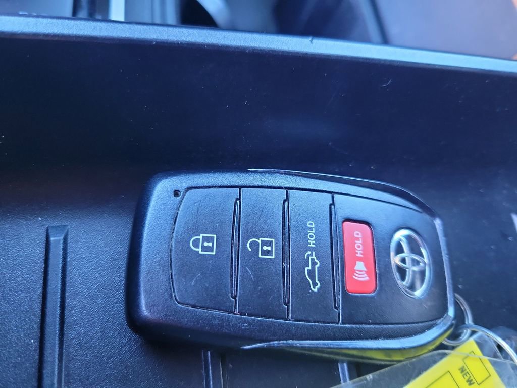 Used 2022 Toyota Tundra 1794 Edition image 39