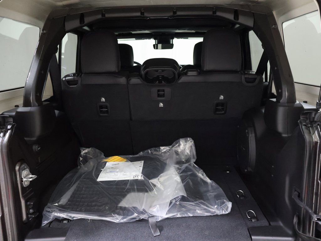 New 2025 Jeep Wrangler Sahara image 16