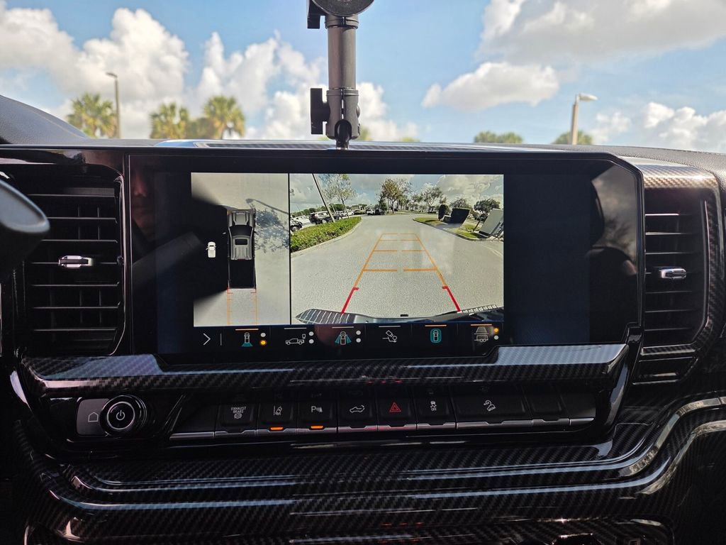 Used 2024 Chevrolet Silverado 2500 High Country w/ High Country Premium Package image 32