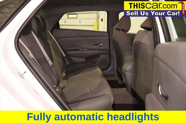 Used 2024 Hyundai Elantra SE FWD image 15