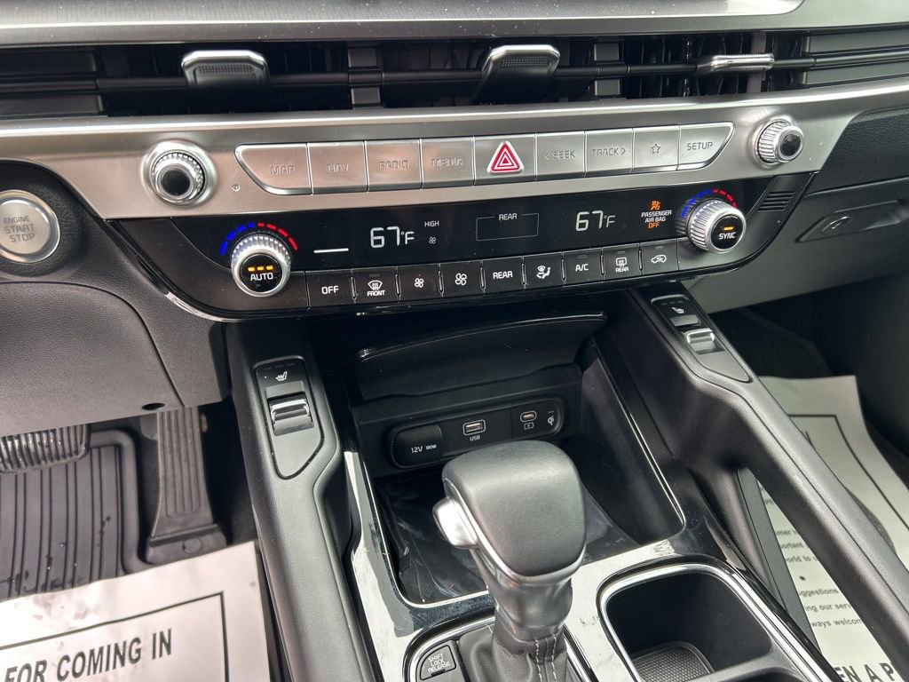 Used 2024 Kia Telluride S w/ S Sunroof Package image 13