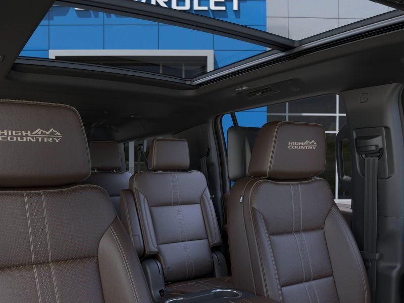 New 2026 Chevrolet Suburban High Country AWD/4WD image 24