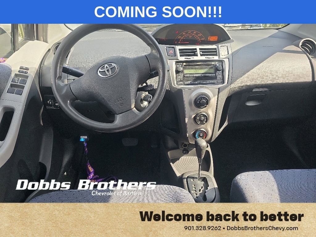 Used 2011 Toyota Yaris 4-Door Hatchback w/ PWR Pkg w/Steel Wheels FWD image 10