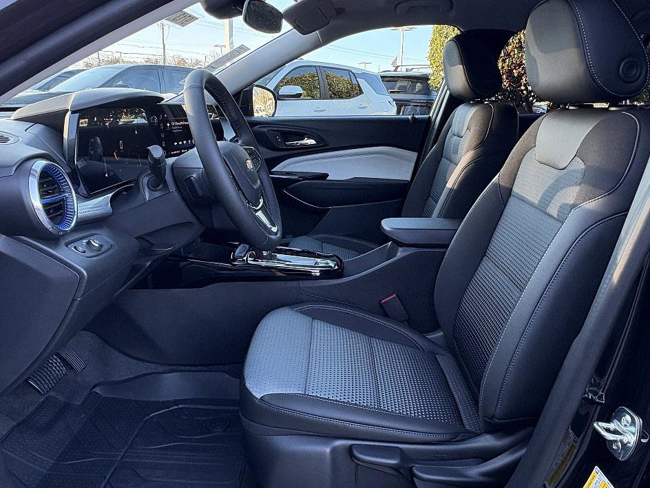 New 2026 Chevrolet Trax LT w/ LT Convenience Package image 9