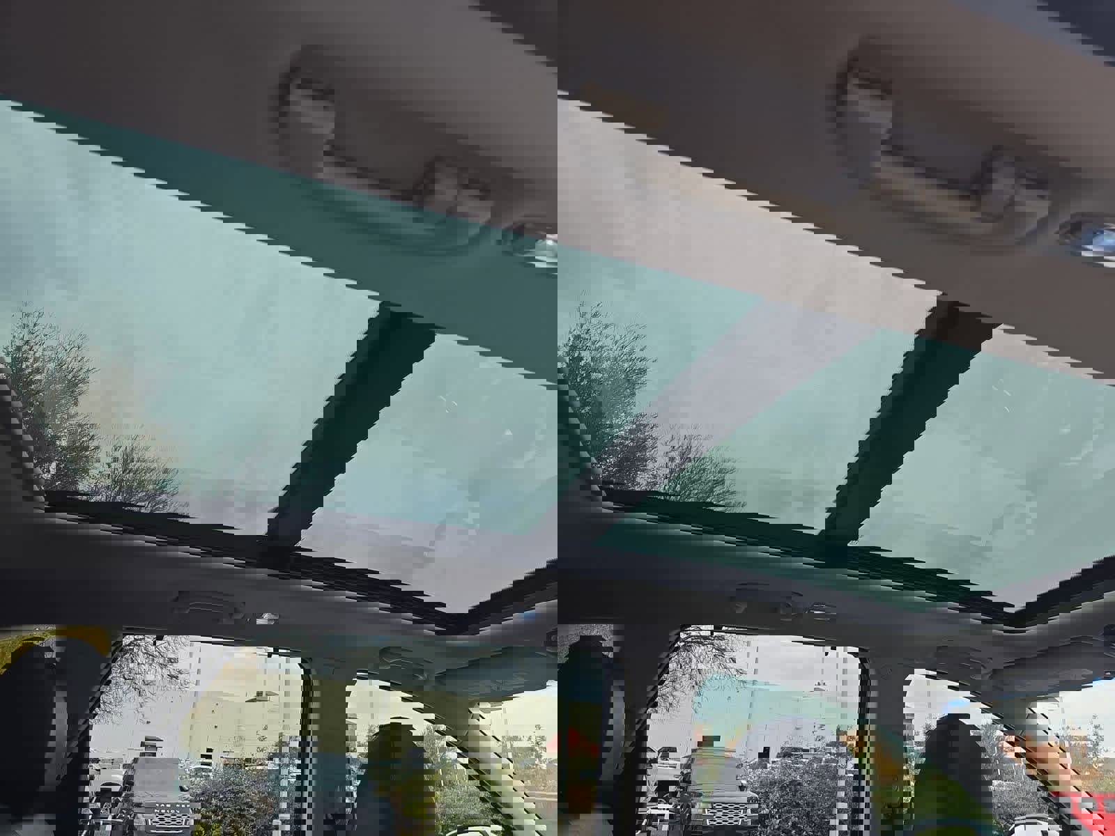 Used 2019 Kia Sorento SX image 22