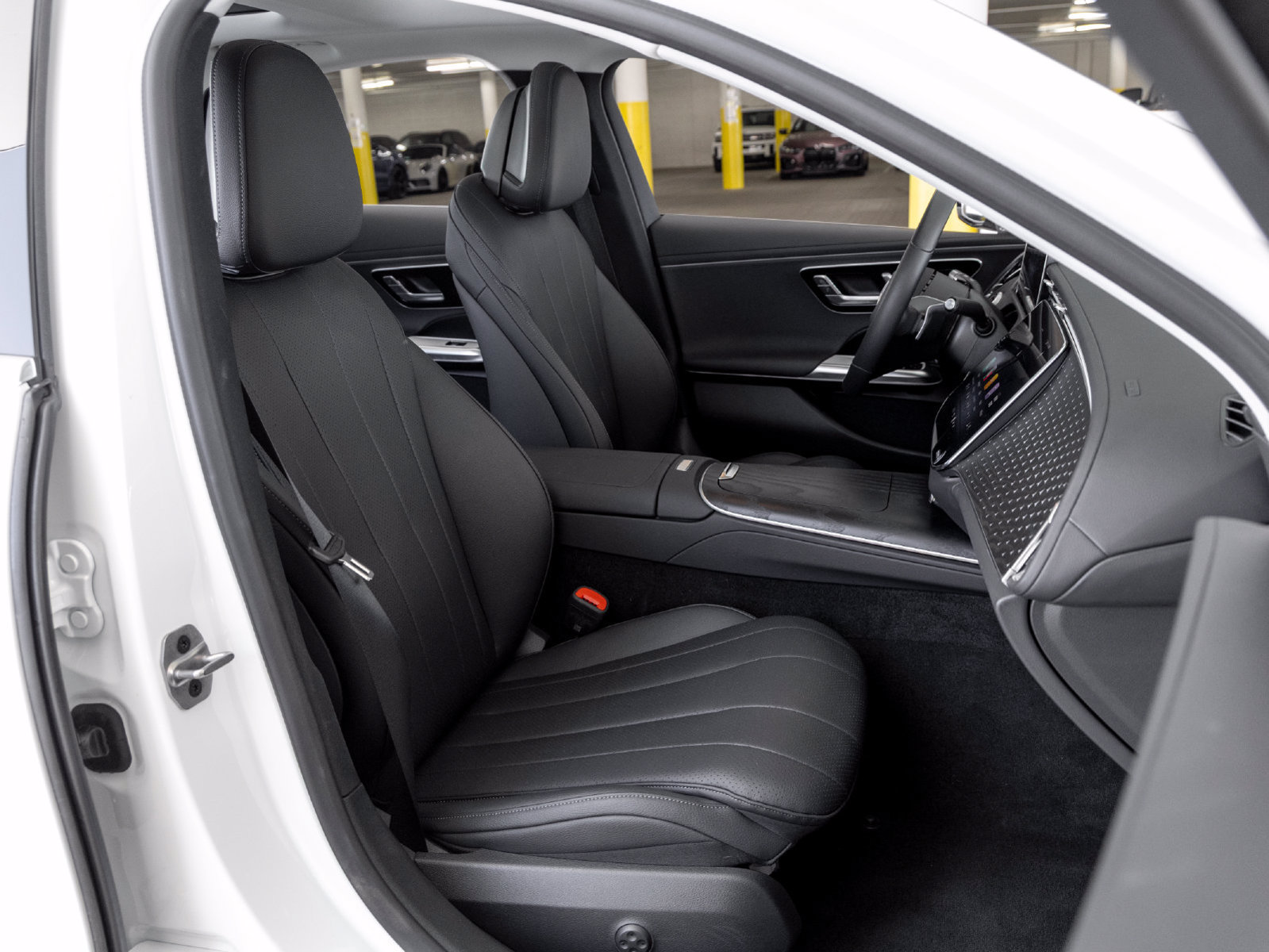 Certified 2026 Mercedes-Benz E 350 4MATIC Sedan image 28