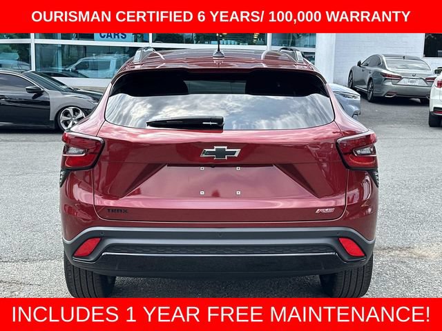 Used 2025 Chevrolet Trax RS w/ Sunroof Package FWD image 3
