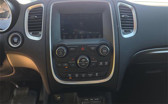 Used 2019 Dodge Durango SXT AWD/4WD image 10