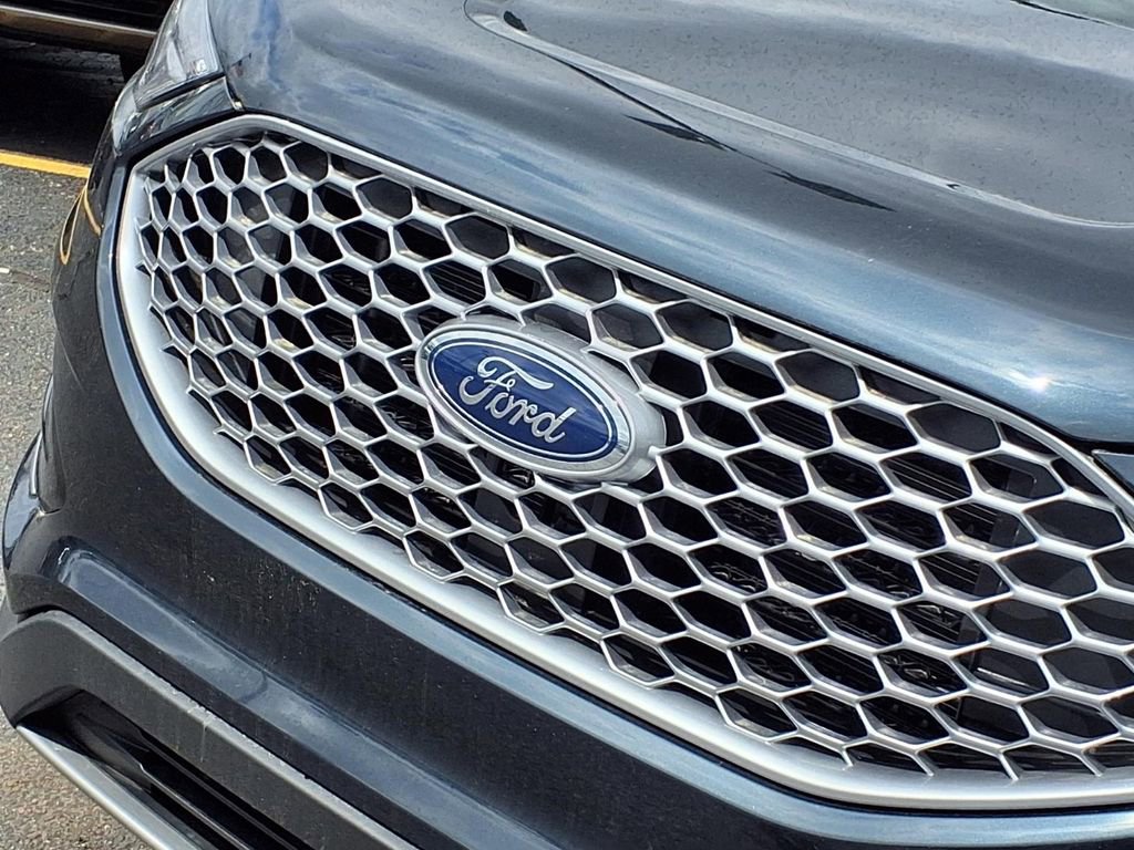 Used 2023 Ford Edge SEL w/ Convenience Package AWD/4WD image 10