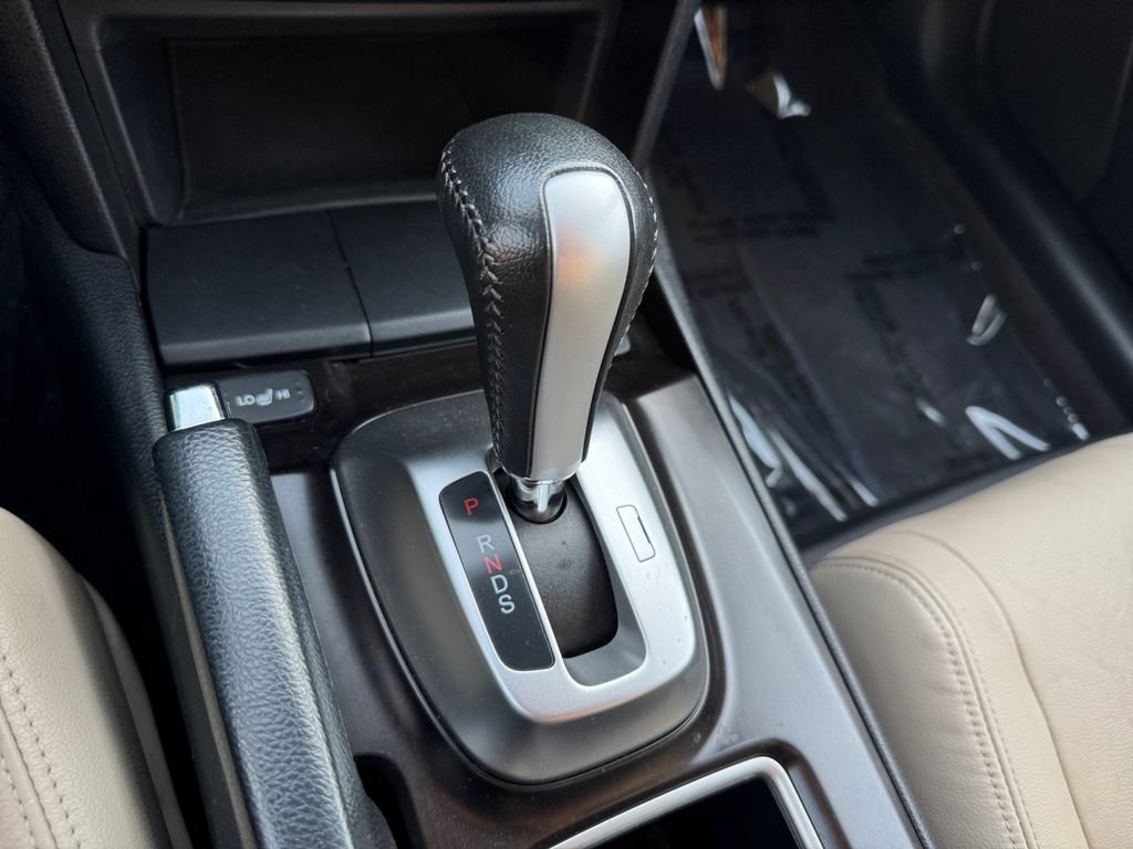 Used 2015 Honda Crosstour EX-L image 25