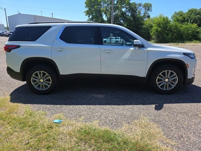 Used 2023 Chevrolet Traverse LT FWD image 7