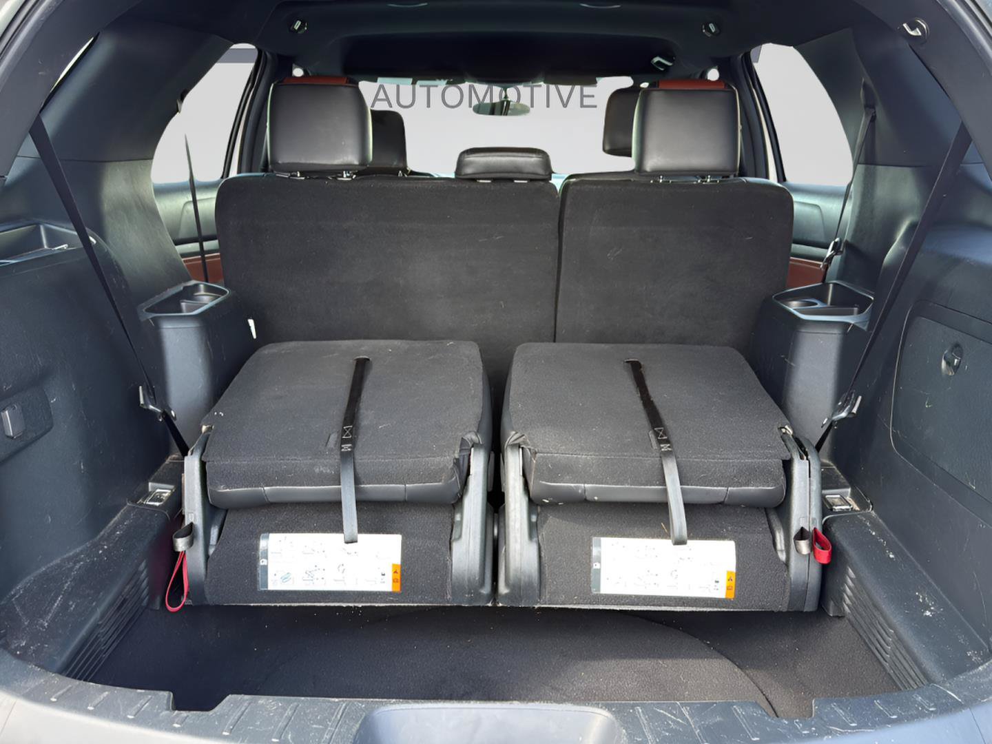 Used 2019 Ford Explorer XLT w/ Equipment Group 202A AWD/4WD image 33