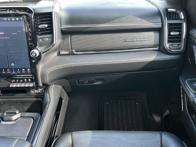 Used 2022 RAM 1500 Limited AWD/4WD image 19