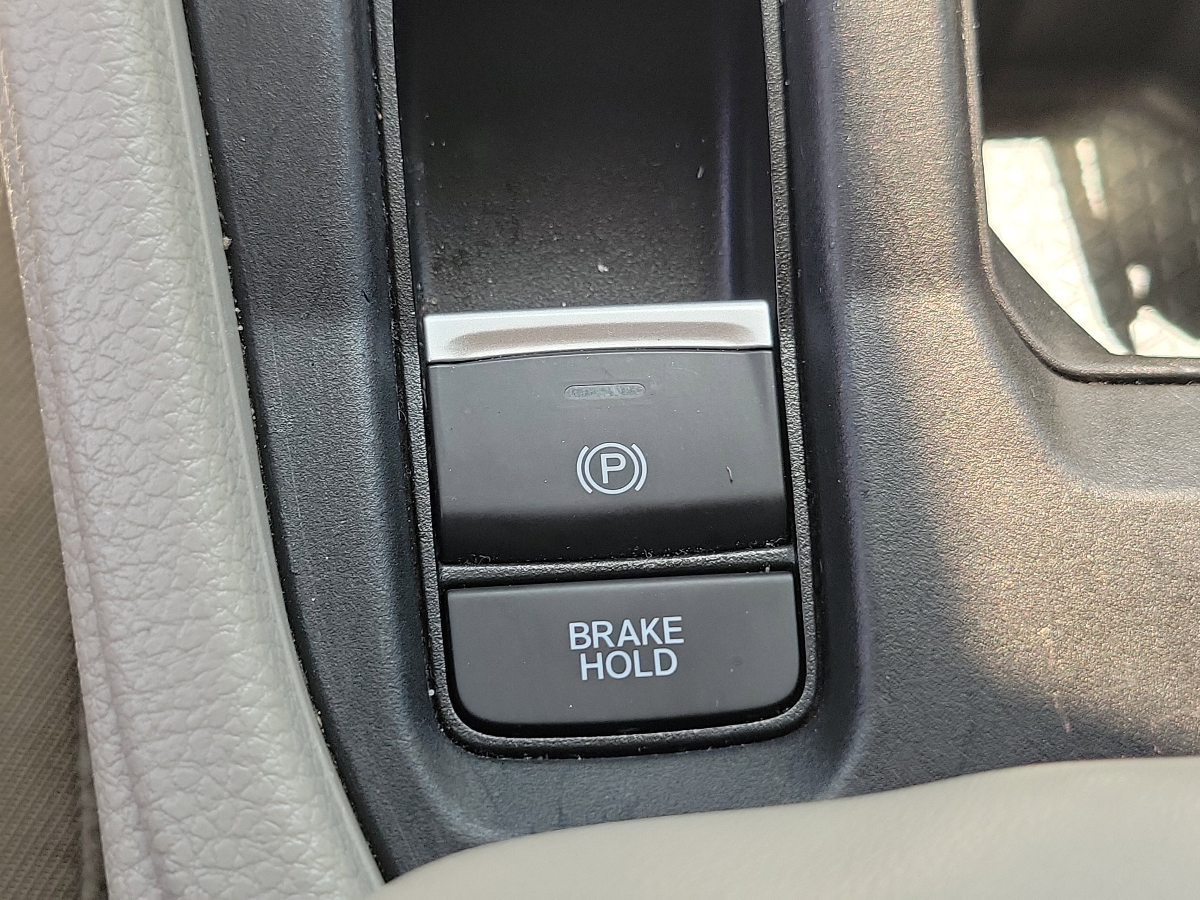 Used 2023 Honda Accord LX image 27