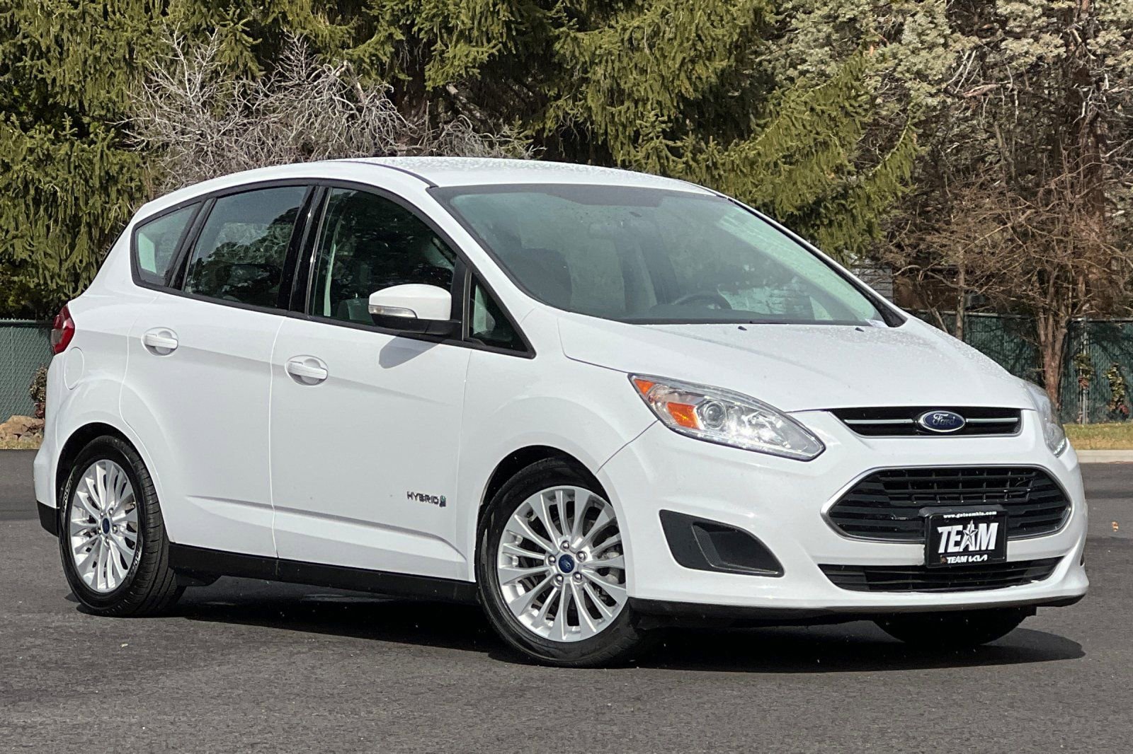 Used 2018 Ford C-MAX SE image 2