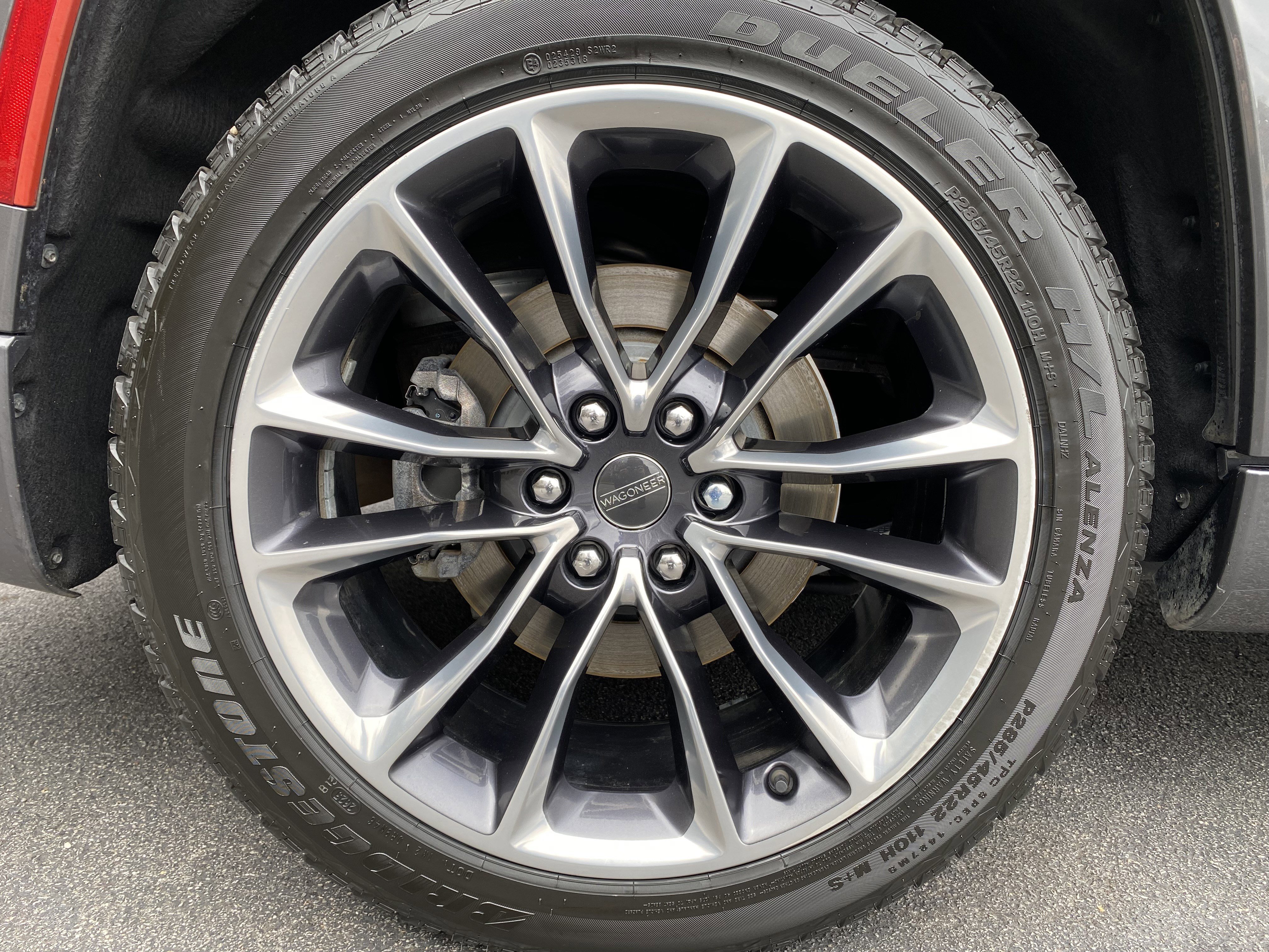 Used 2022 Jeep Wagoneer Series III w/ Premium Group I image 42