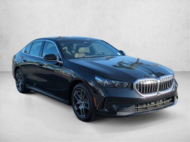 Used 2026 BMW 540i xDrive w/ Premium Package AWD/4WD image 7