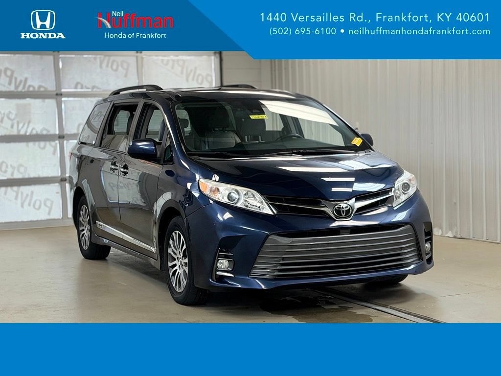 Used 2018 Toyota Sienna XLE w/ XLE Navigation Package
