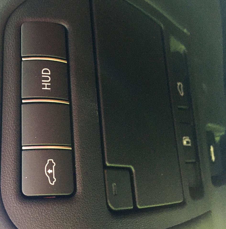 Used 2023 Lexus LS 500 w/ Interior Upgrade Package RWD image 15