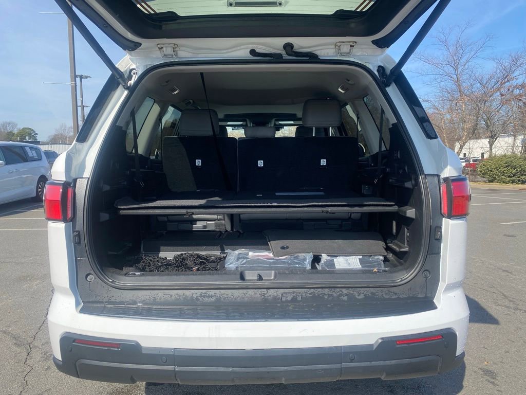 Used 2024 Toyota Sequoia SR5 w/ SR5 Premium Package image 7