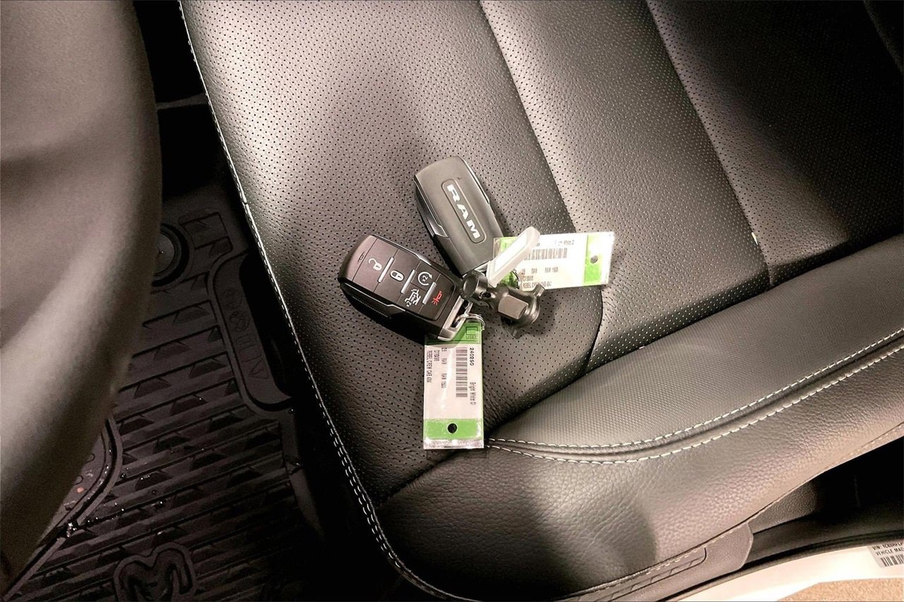 New 2026 RAM 1500 Rebel w/ Rebel Level 2 Equipment Group image 30