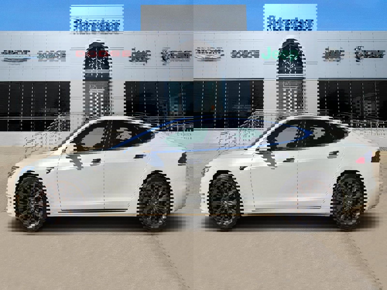 Used 2019 Tesla Model S AWD image 3