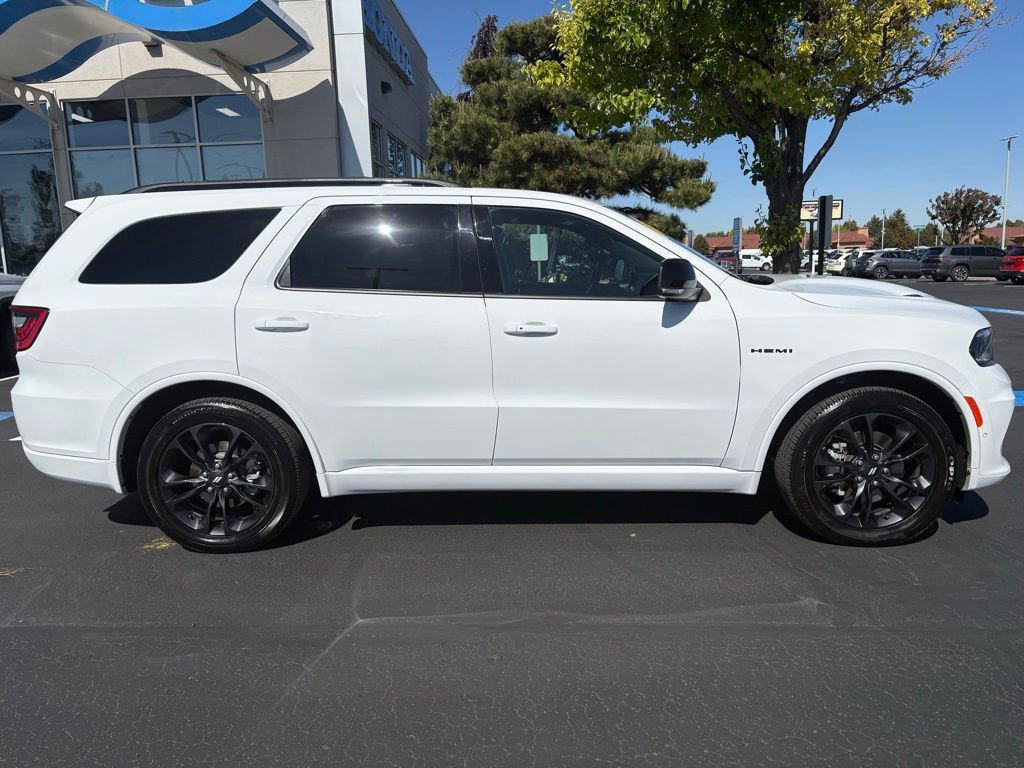Used 2025 Dodge Durango R/T AWD/4WD image 4