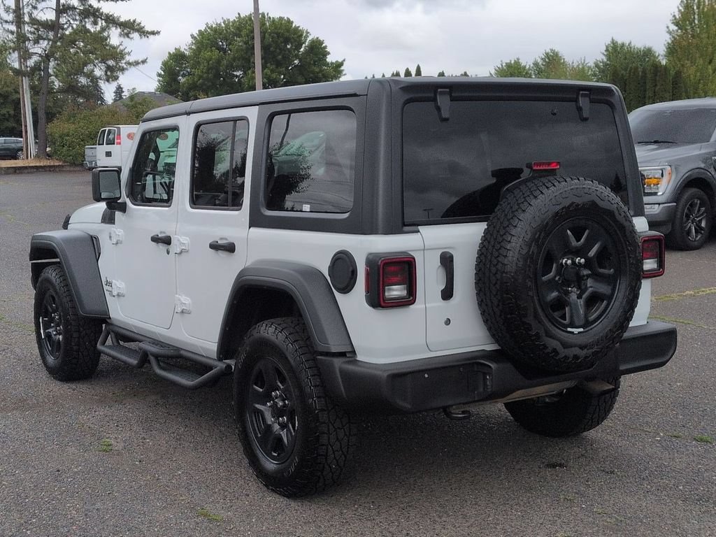 Used 2018 Jeep Wrangler Unlimited Sport AWD/4WD image 3