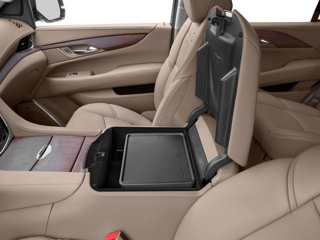 Used 2017 Cadillac Escalade Platinum image 43