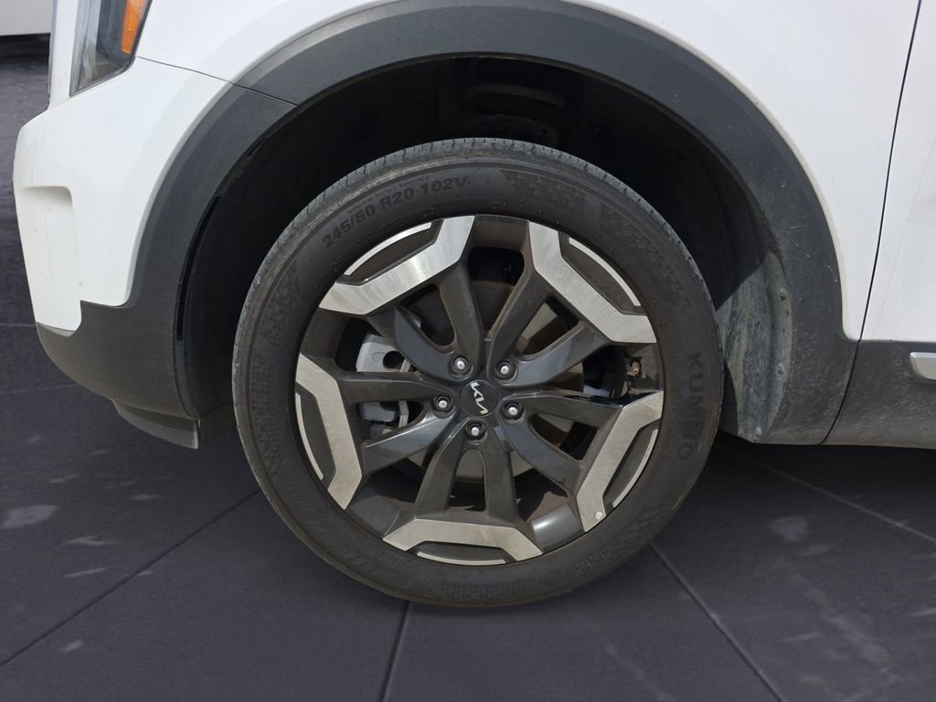 Used 2025 Kia Telluride S FWD image 14