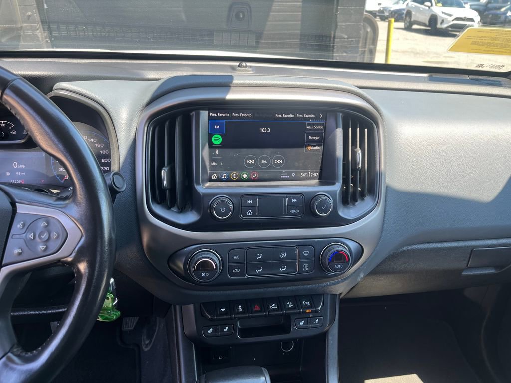 Used 2021 Chevrolet Colorado Z71 AWD/4WD image 32