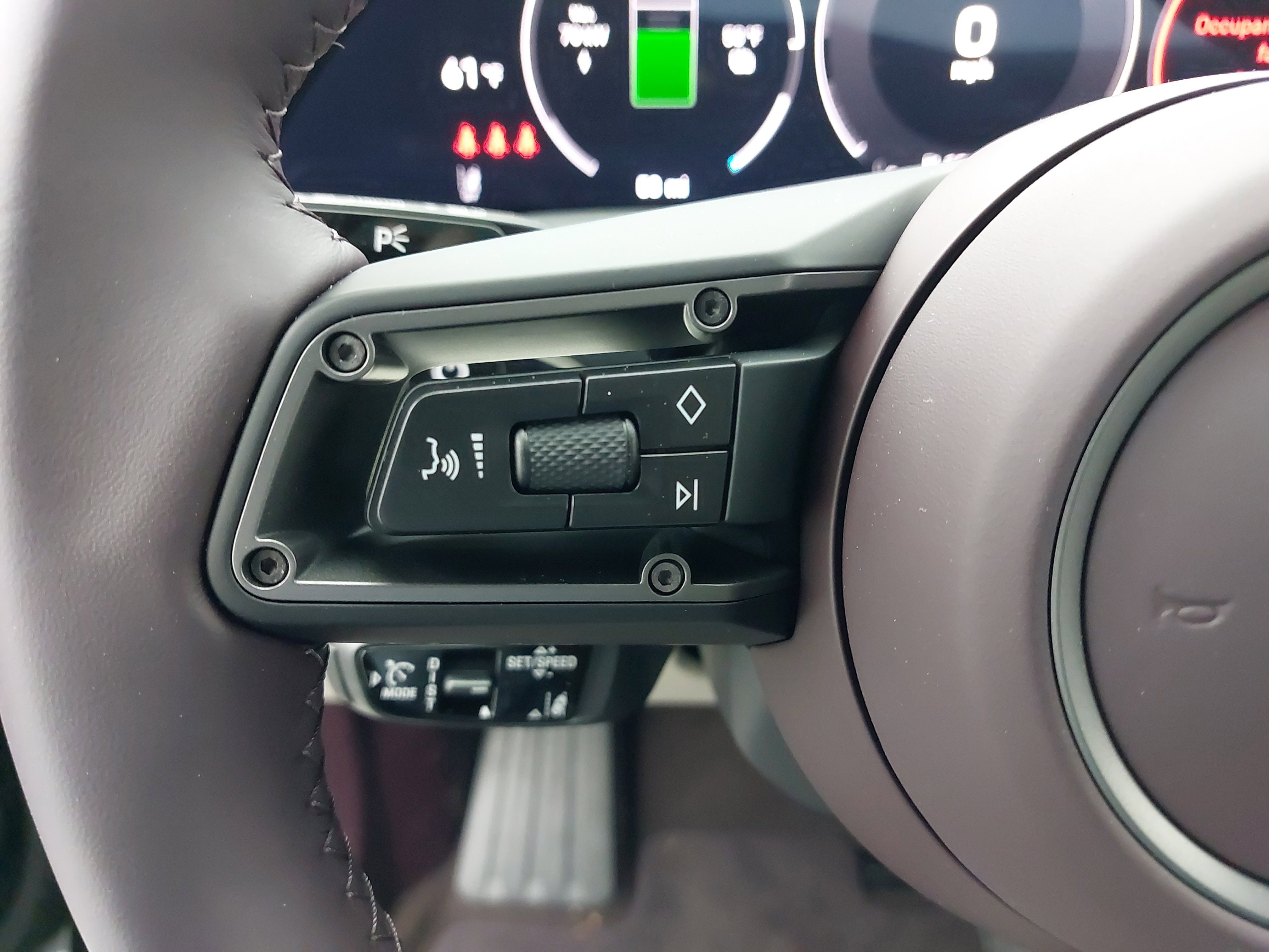 New 2025 Porsche Taycan 4S image 20