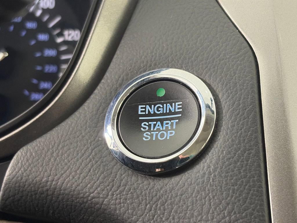 Used 2018 Ford Fusion SE image 23