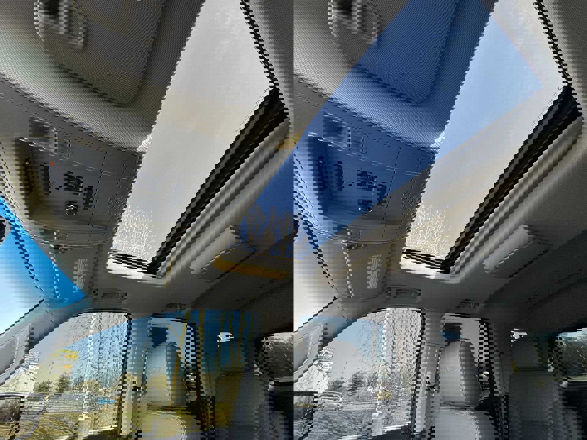 Used 2018 GMC Yukon Denali w/ Open Road Package AWD/4WD image 22