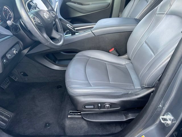 Used 2018 Buick Enclave Essence AWD/4WD image 16