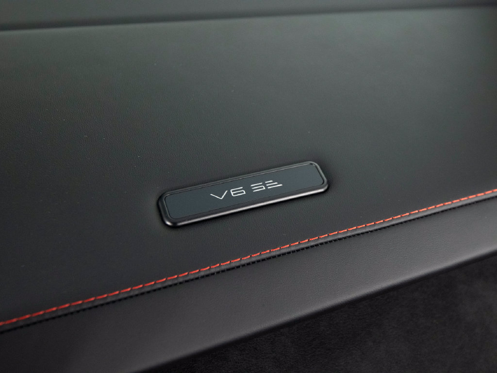 Used 2026 Lotus Emira RWD image 31