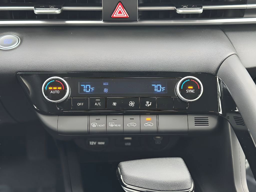 New 2025 Hyundai Elantra Blue image 14