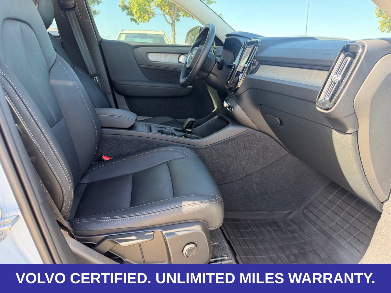Certified 2024 Volvo XC40 B5 Core w/ Protection Package Premier AWD/4WD image 41