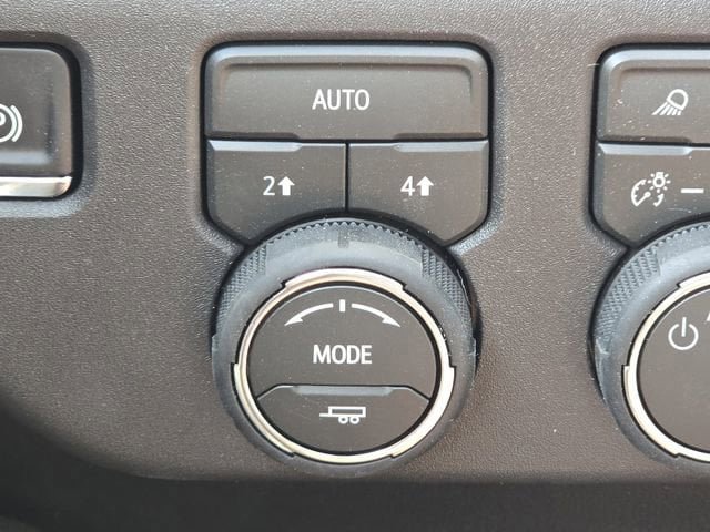 New 2026 Chevrolet Silverado 1500 LT w/ Safety Package AWD/4WD image 8