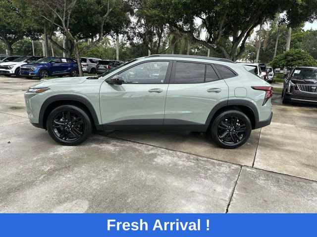 Used 2026 Chevrolet Trax LS FWD image 32