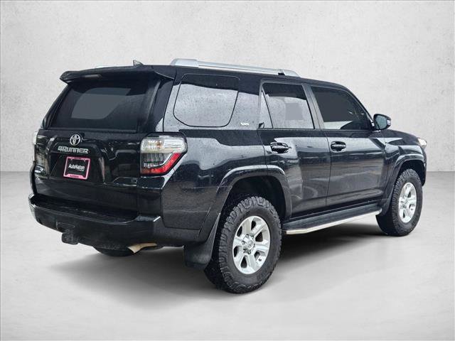 Used 2018 Toyota 4Runner SR5 AWD/4WD image 5