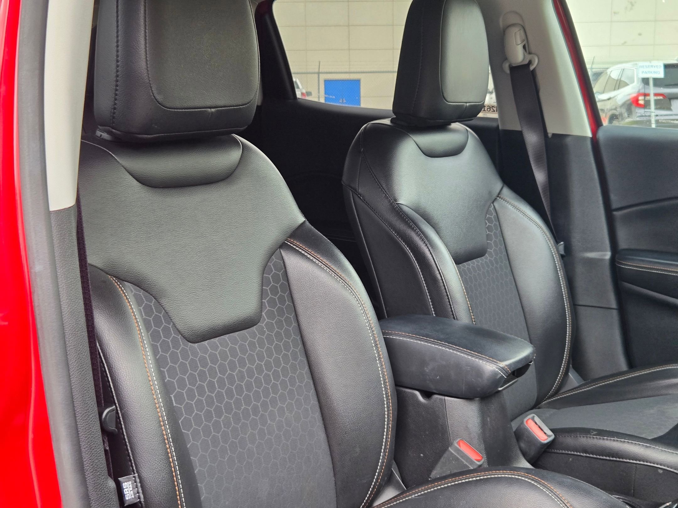 Used 2019 Jeep Compass Latitude w/ Safety & Security Group image 30