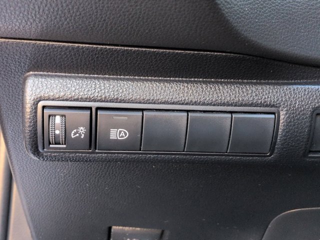 Certified 2022 Toyota Corolla LE image 24