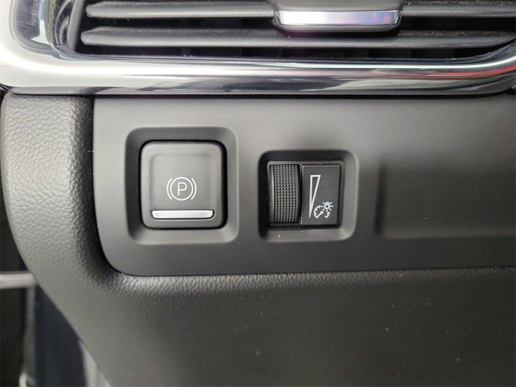 Used 2023 Cadillac XT4 Sport image 31