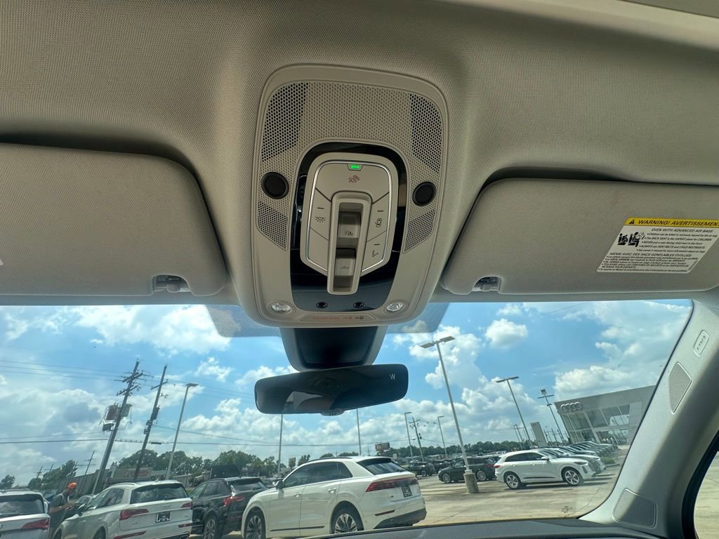 Used 2025 Audi Q7 3.0T Prestige image 15