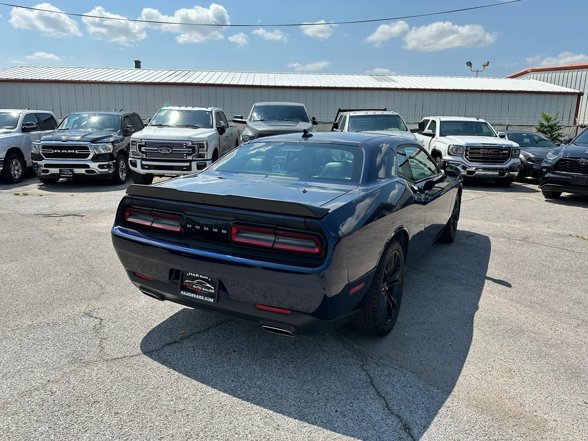 Used 2017 Dodge Challenger SXT Plus RWD image 5