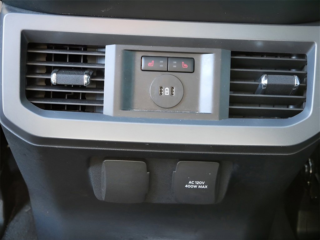 Used 2024 Ford F350 Lariat w/ Lariat Ultimate Package image 16