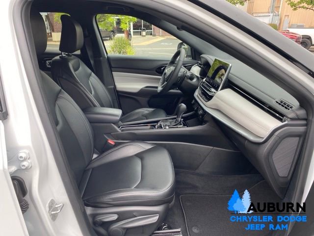 Used 2026 Jeep Compass Limited AWD/4WD image 14
