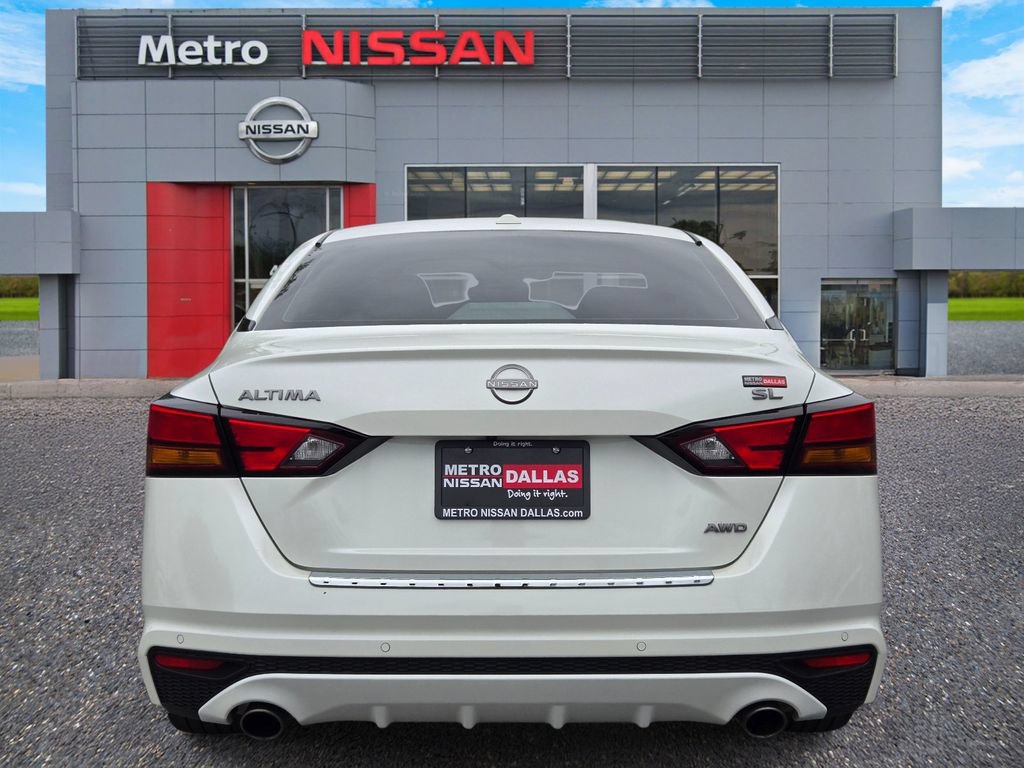 Used 2023 Nissan Altima 2.5 SL AWD/4WD image 5