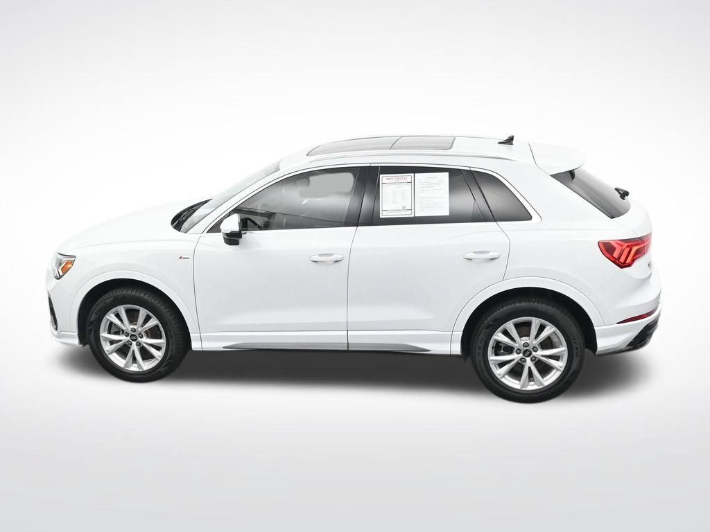 Used 2022 Audi Q3 2.0T Premium Plus w/ Premium Plus Package AWD/4WD image 31